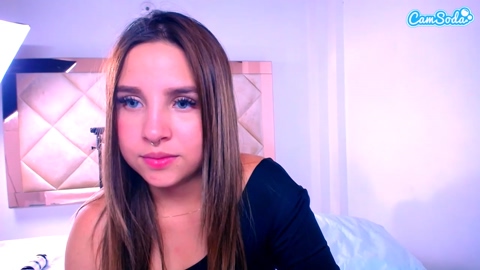 vaiolet-rose CamSoda 18-04-2023